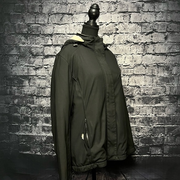 Weatherproof Jacket - Picture 2 of 8